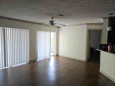 Luxury Waterfront 2 Master room