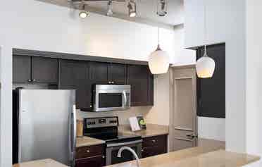 Luxury Waterfront 2 Master room