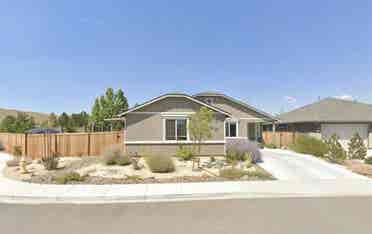 Room for rent in Spanish Springs!