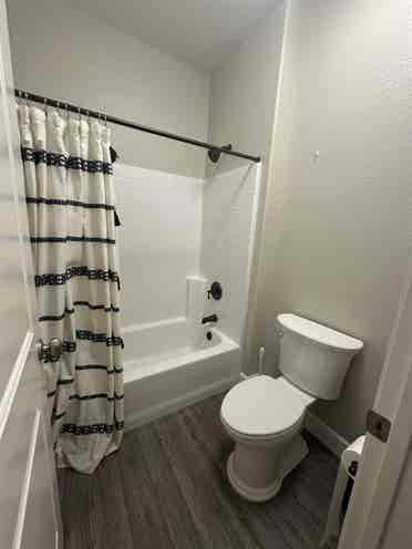 Room for rent in Spanish Springs!