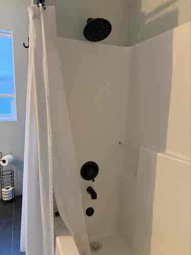 Medium sized room with private bath
