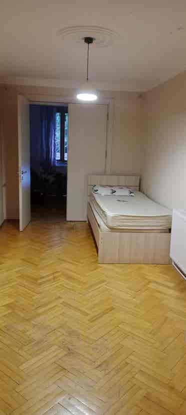 Female roommate needed!!