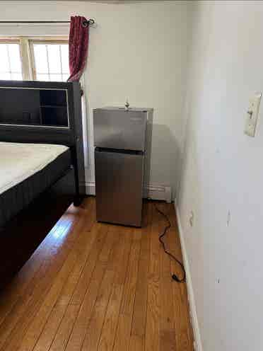 Fully Furnished Room For Rent