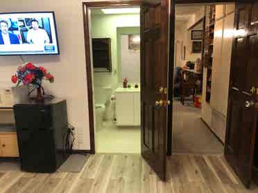 Cozy Furn. Room,Priv Entry,Move Now