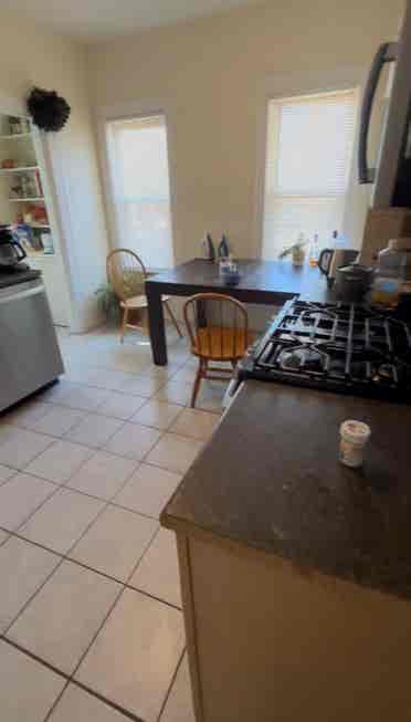 Sublet in Sommerville!