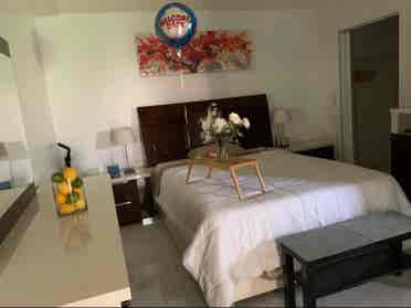 Private room to rent