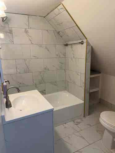 3rd floor for rent