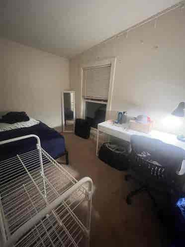 Puffton Upstairs Single Unit
