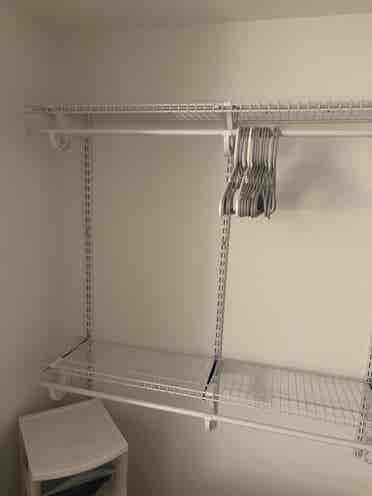 I’m looking for a roommate