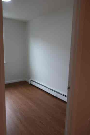 Room for Rent - Woodside NY
