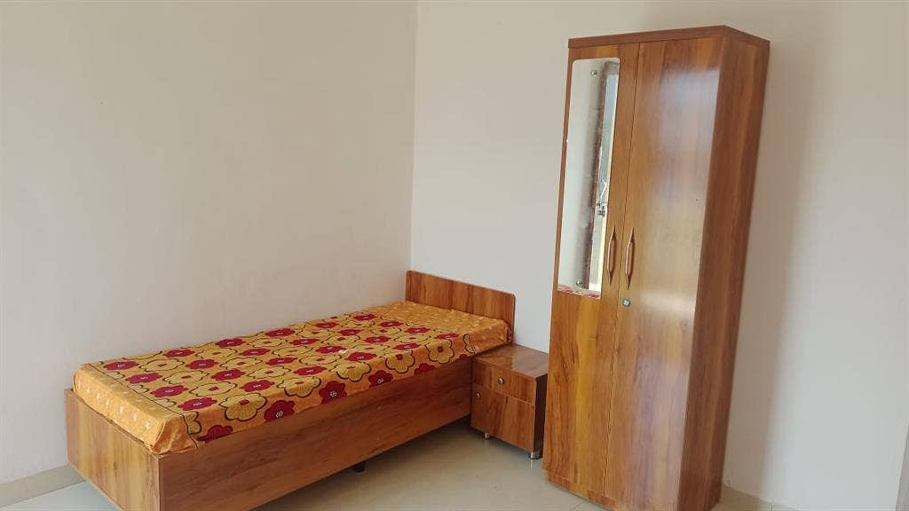 Sharing Flat available