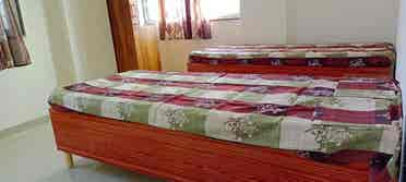 Sharing Flat available