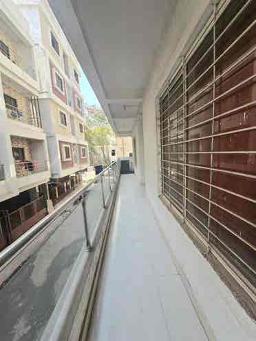 Sharing Studio Room available