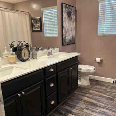 Fully furnished room for rent