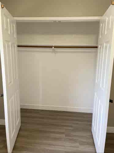 2 rooms to rent in Riverside