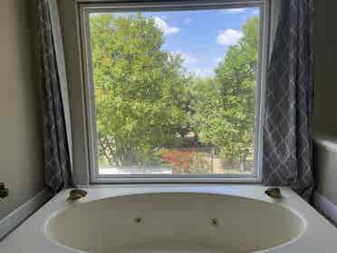 2 rooms to rent in Riverside