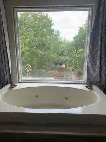 2 rooms to rent in Riverside