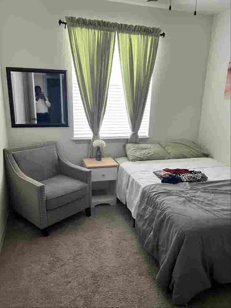 Room and Bathroom for rent