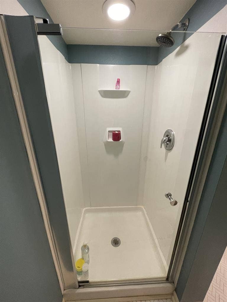 Private room for rent in Lakewood