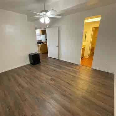 Room for rent utilities included!