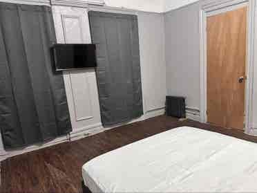 Bedroom Available in the Bronx