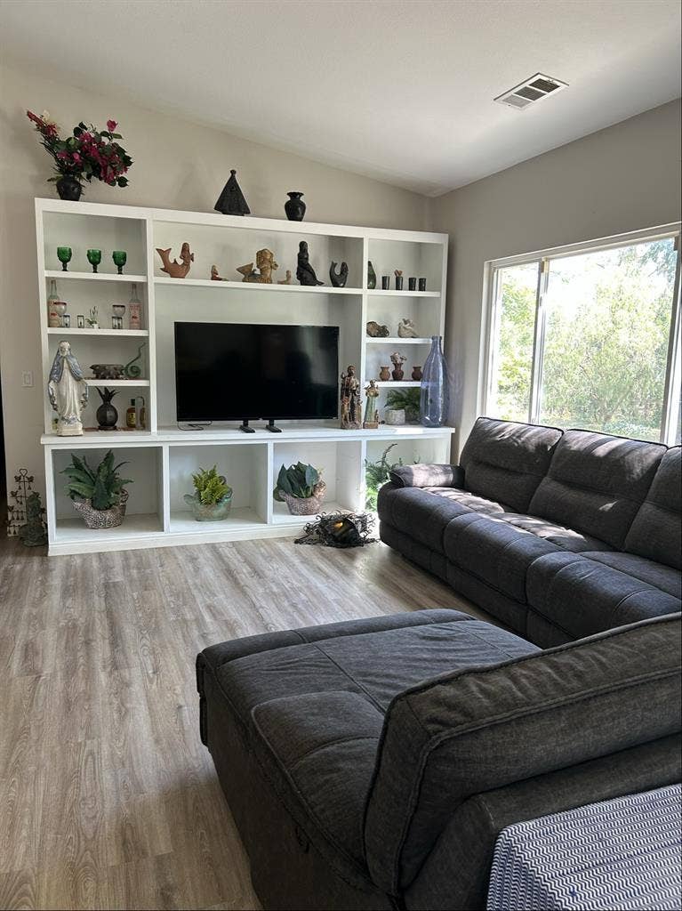 Renting an Unfurnished Private Room