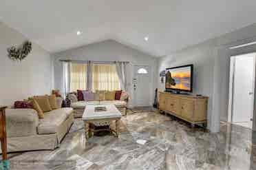 Private Room for rent - $/m