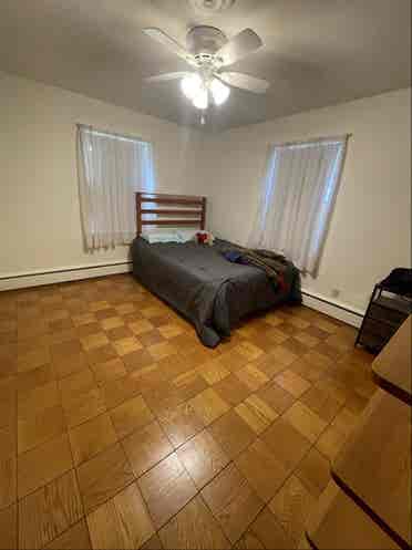 Room available in great location,