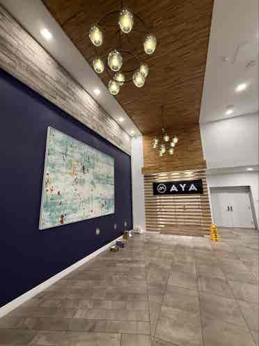 Upscale 
Room in Fremont