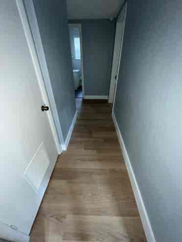 Renovated Two Bed In Riverside!