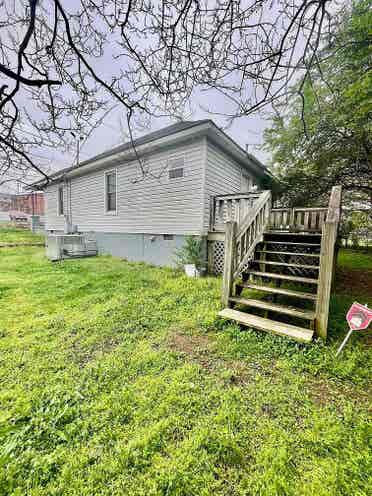 Available for immmediate move in