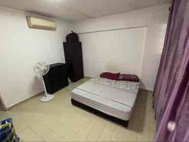 Room for females / couples (North)