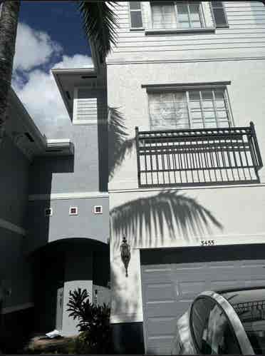 2 Fully Furnished Rooms for Rent!