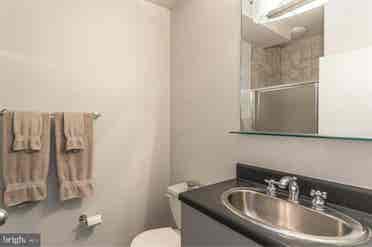 Manayunk Roommate Search Apt