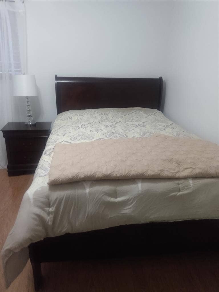 A cozy, clean and furnished room