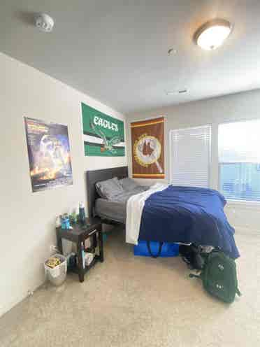 Upstairs Furnished 1 BR Apt w/ Bath