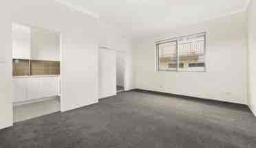 MODERN STUDIO BONDI BEACH