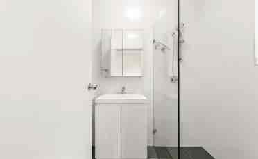 MODERN STUDIO BONDI BEACH