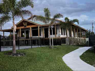 Furnished Bedroom   Near Beaches
