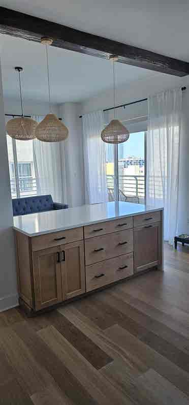 Downtown Miami Guest Suite Pool Gym
