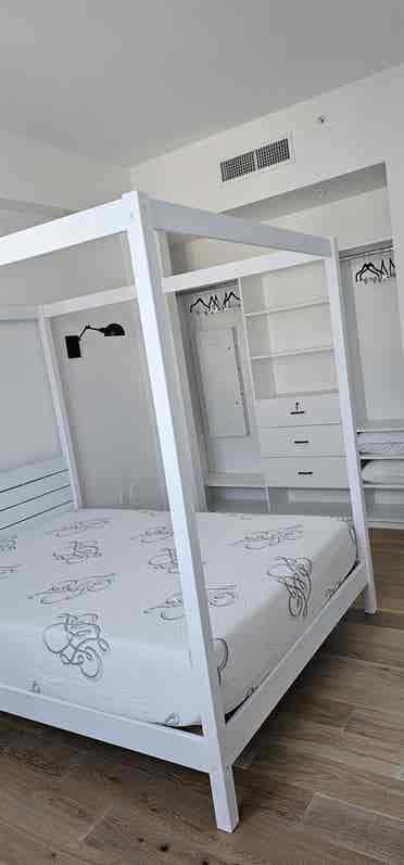 Downtown Miami Guest Suite Pool Gym