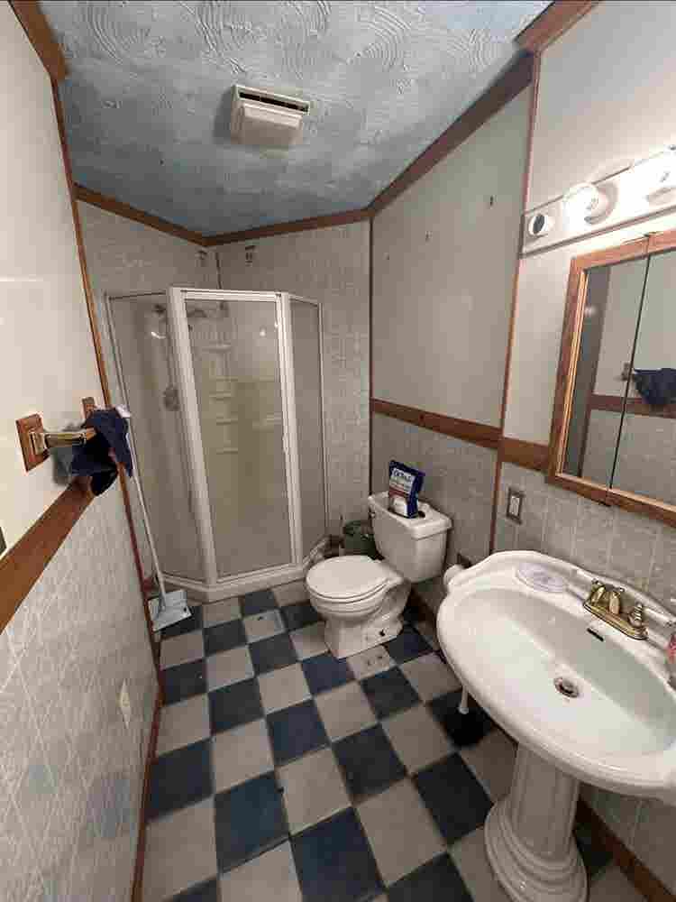 Spacious room in Accokeek, MD