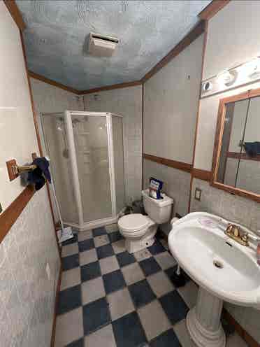 Spacious room in Accokeek, MD