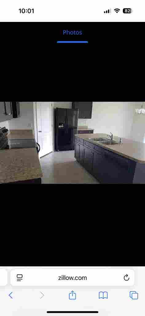 Looking for a roomate