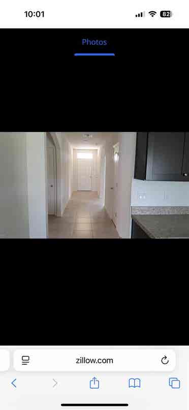 Looking for a roomate
