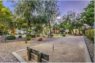 Avail mid June, a block from Palms