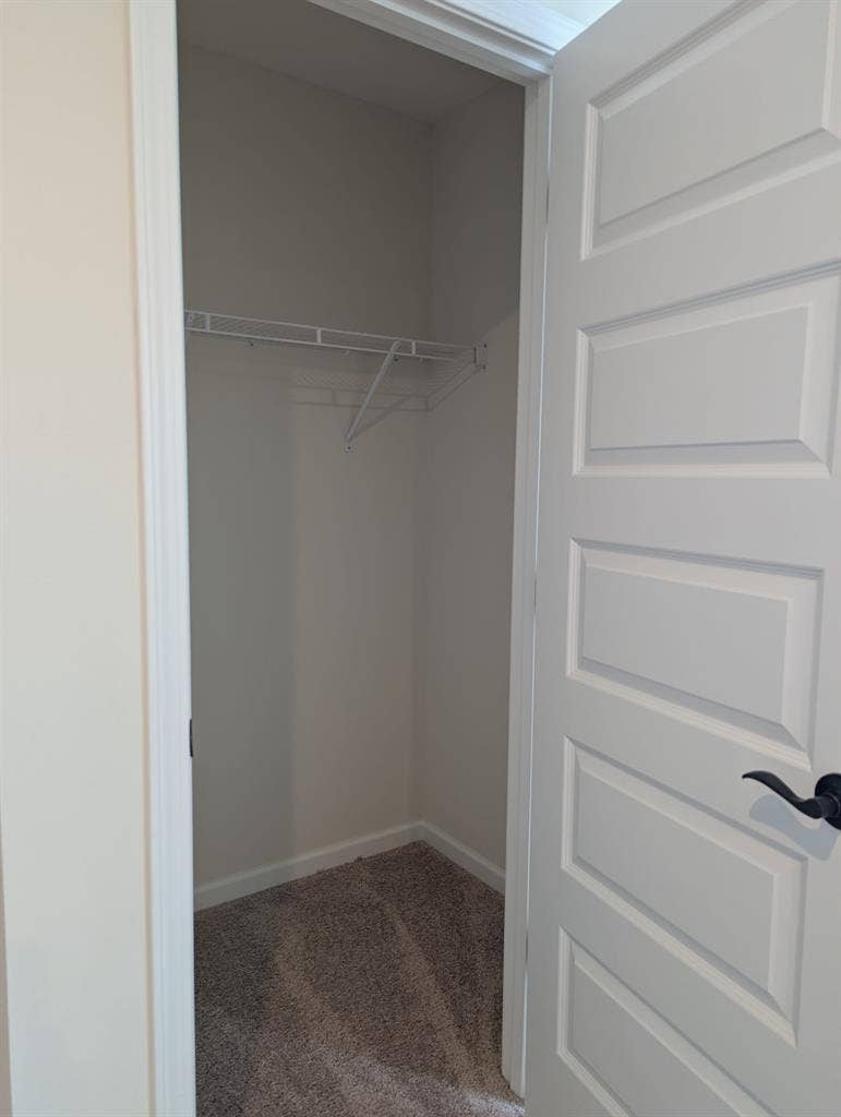 Private Room/bath, Livngrm & Garage