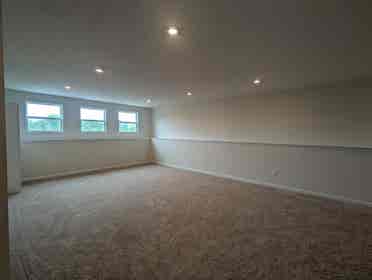 Private Room/bath, Livngrm & Garage