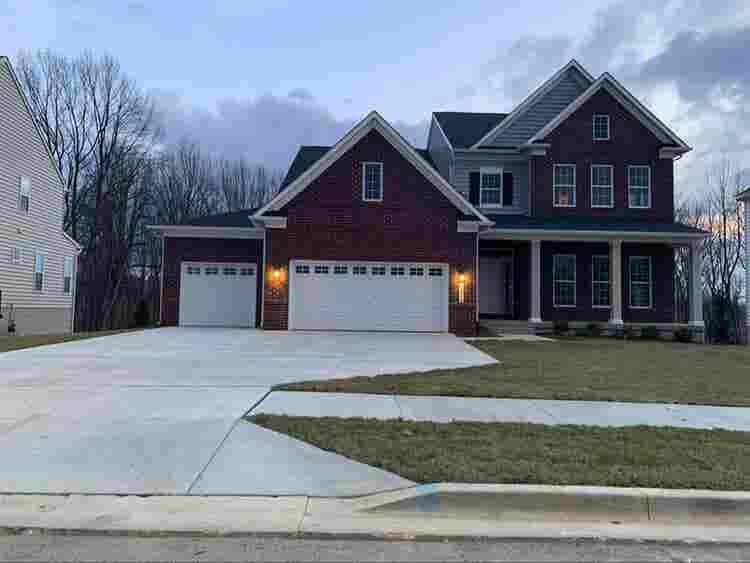 Room for Rent in Upscale Community