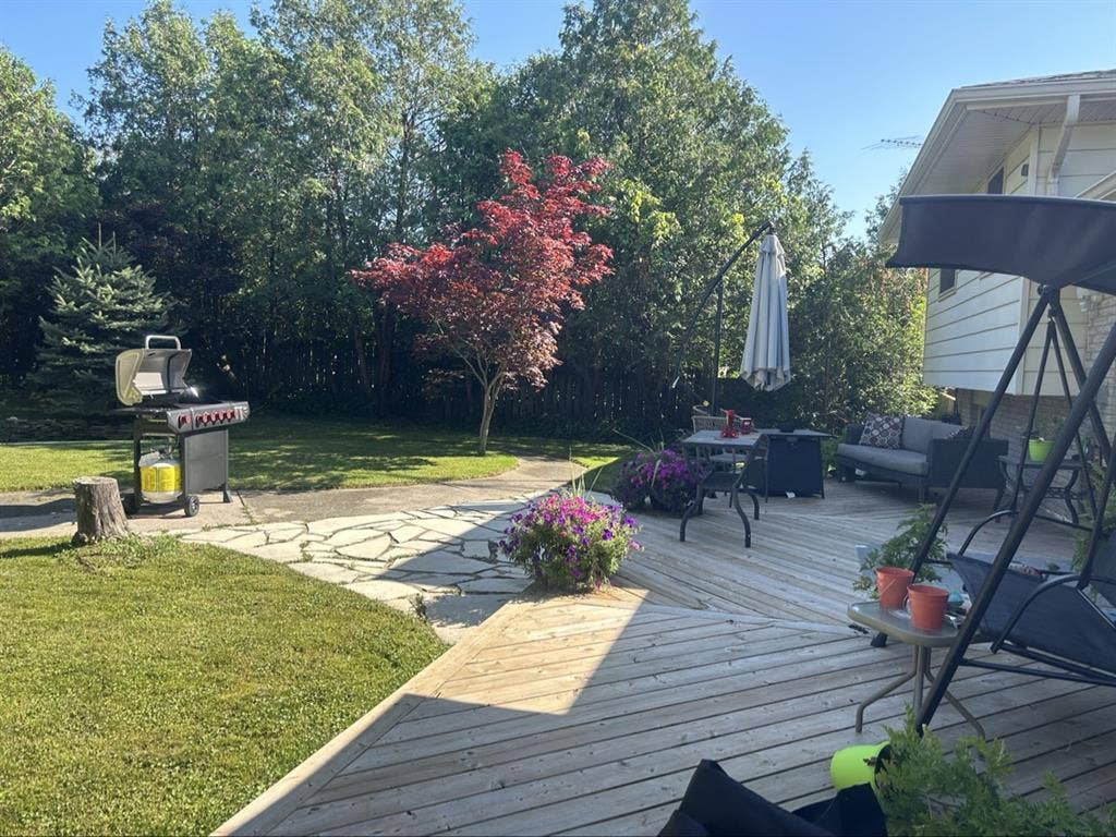 Minutes To Ridgetown & Chatham,